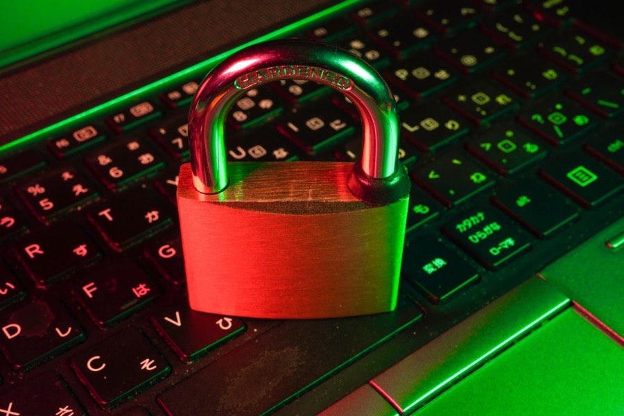 XWorm RAT Campaign Exploits 7-Year-Old Office Vulnerability with Fileless Techniques