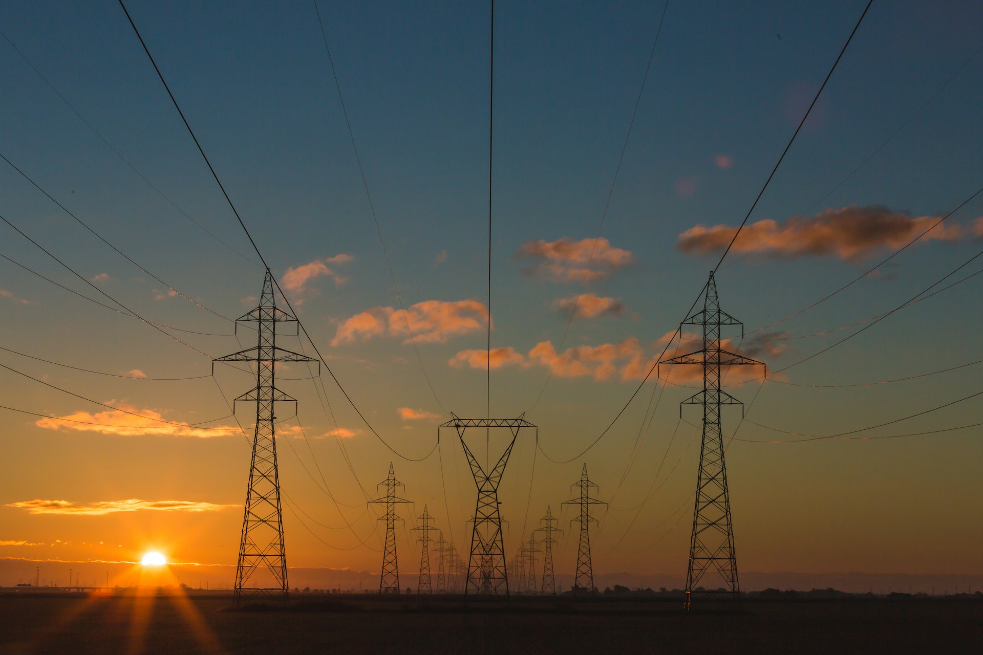 Russian Cyberattacks Shift to Intelligence Gathering for Missile Strike Guidance on Ukraine Power Grid
